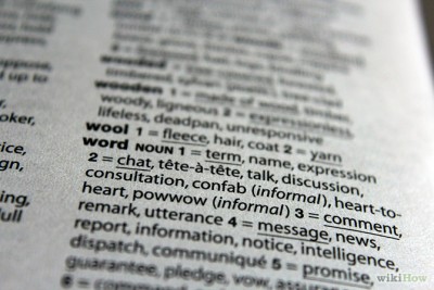 辞書を使わずに使える単語をたくさん知っていると、英会話では役に立ちます